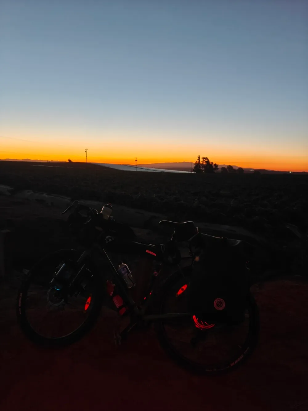 Normally tango with sunset so was nice to cycle through sunrise for a change