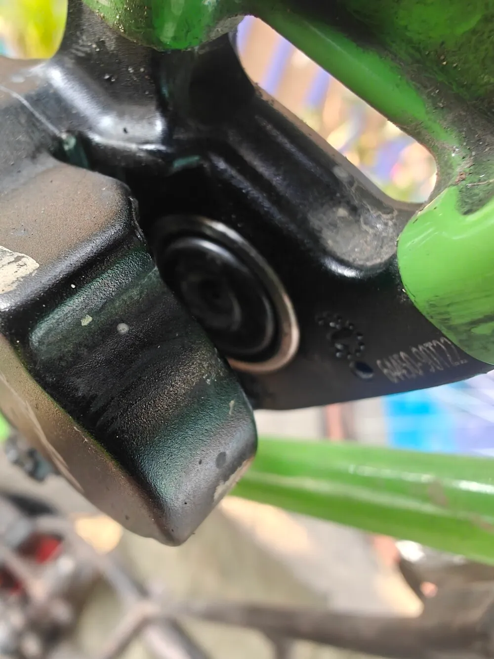 This calipers doesn't move any more meaning this break doesn't work.