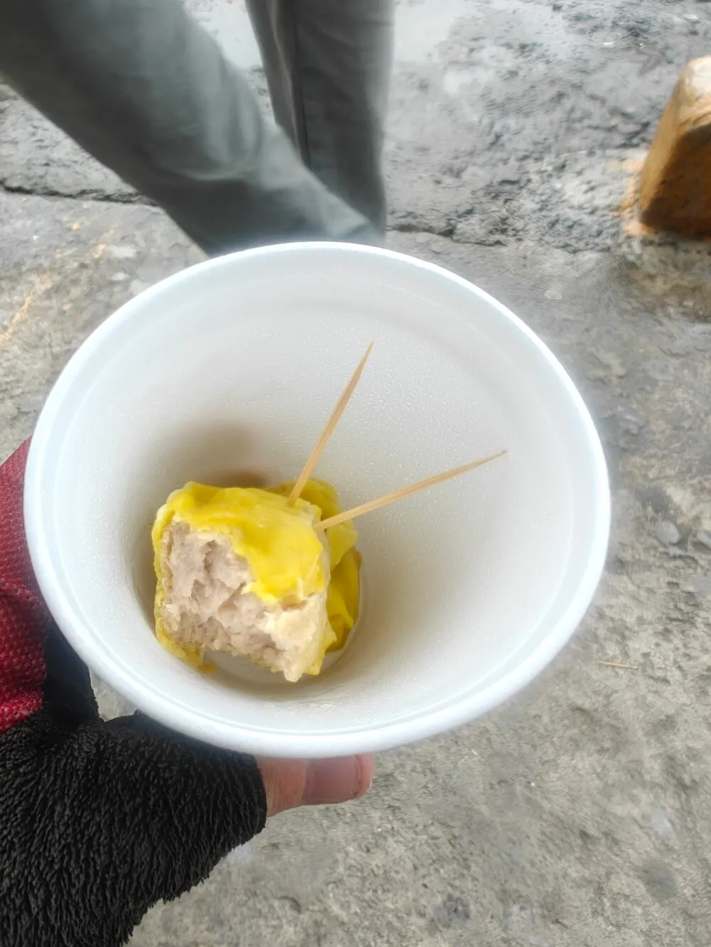 Panama had loads of roadside shops with Chinese people running them. They all had these little meat balls which became a diet staple for these days.